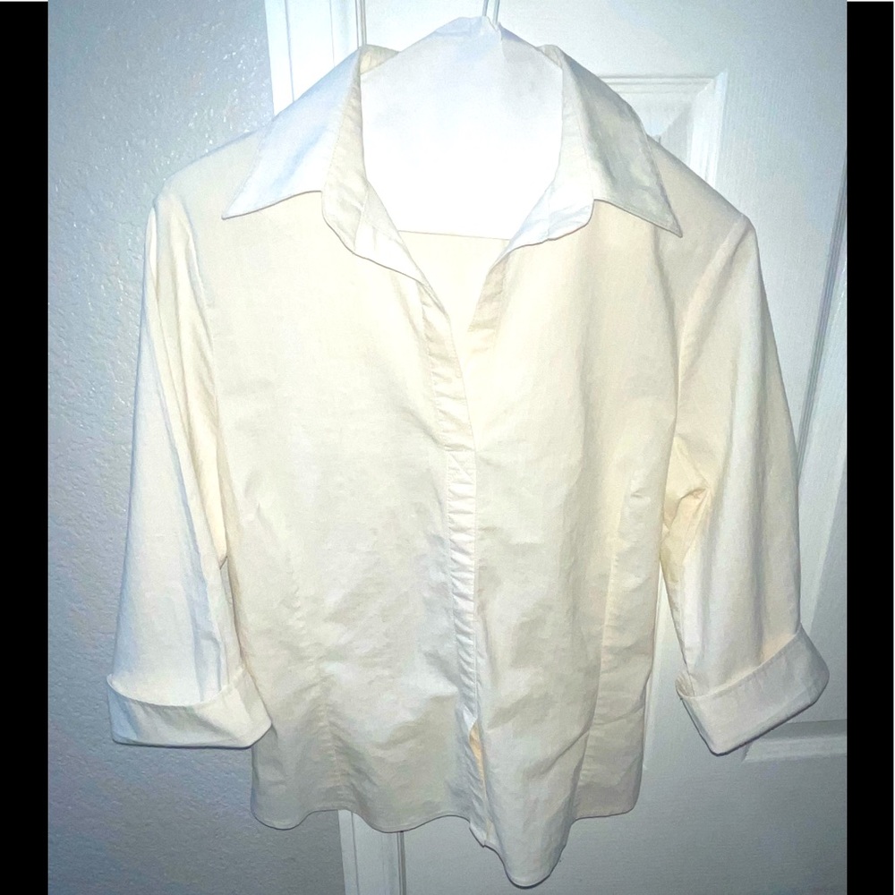H&M  3/4 Cuff Sleeves Cream Blouse